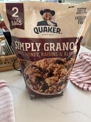 SIMPLY GRANOLA OATS, HONEY, RAISINS & ALMONDS